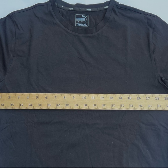 Puma Men's Classic Black Tee - Picture 4 of 6